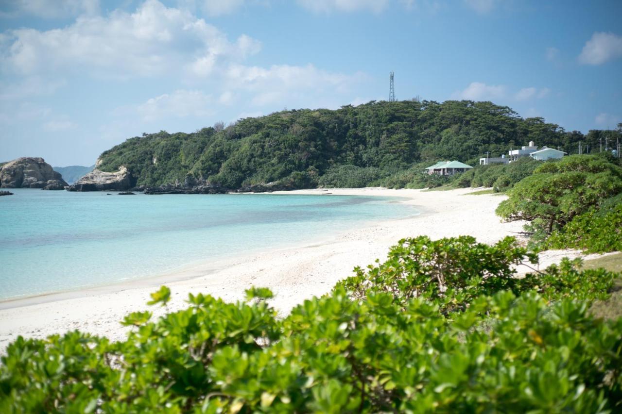 ホテル ブルースイーツ・ハナムロ 座間味村 エクステリア 写真